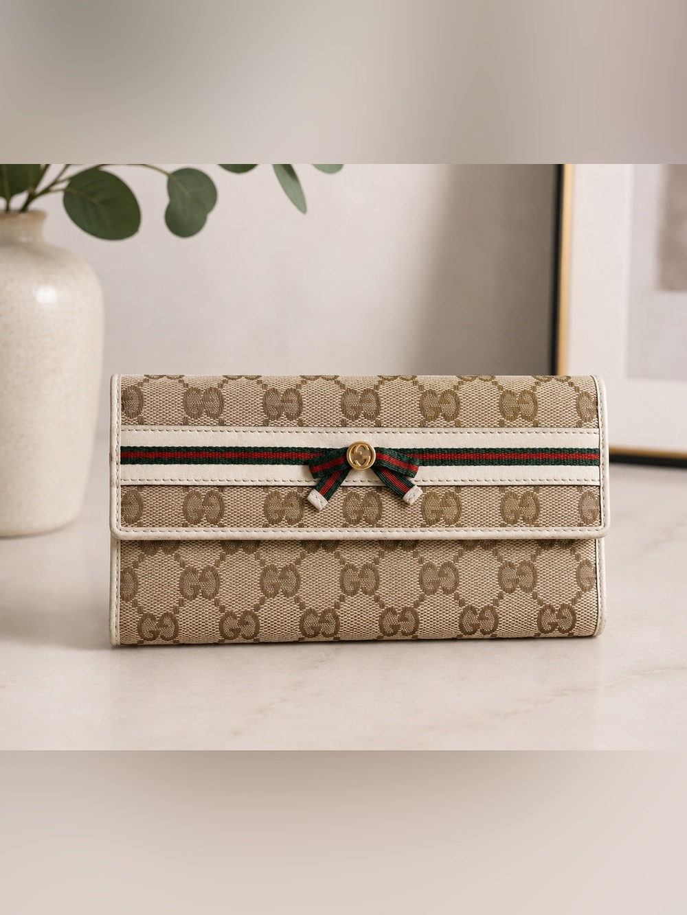 Gucci Beige and Cream GG Supreme Canvas Wallet with Web Ribbon